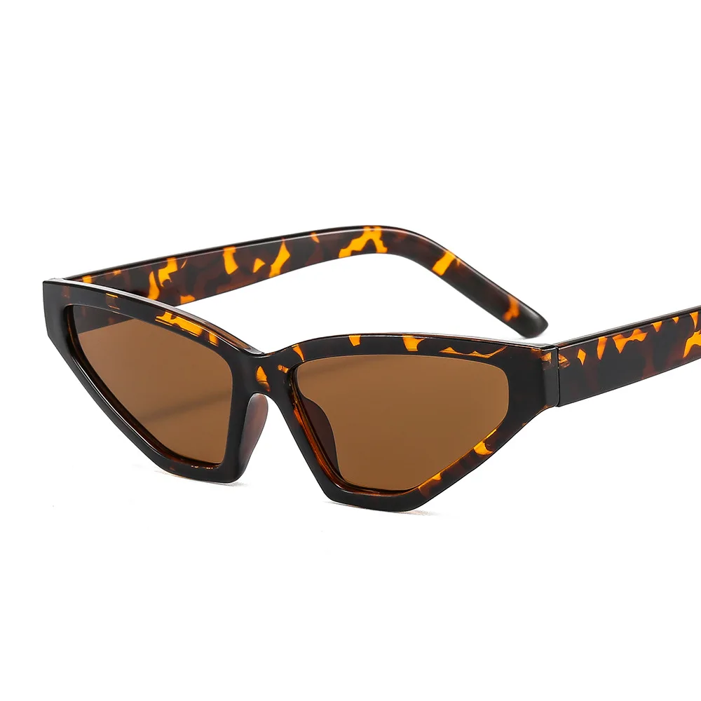 Küçük TriangleCat Göz Güneş Gözlüğü Kadın Moda Yeni Vintage Shades Erkekler Tasarımcı güneş gözlüğü UV400 Gözlük Oculos Gafas De Sol Görüntü 4