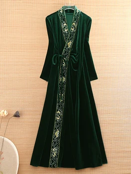 Pist Moda 2022 Sonbahar Kış Vintage Midi Kadife Elbise Kadınlar Uzun Kollu Nakış Yeşil Mor Zarif İnce Parti 1